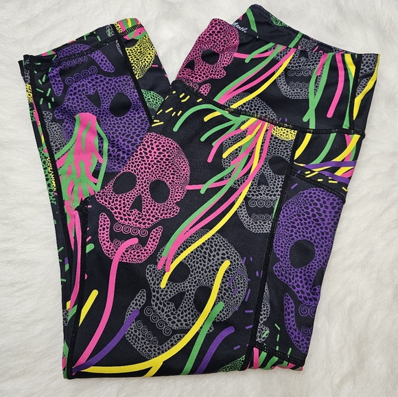 CVG Capri length leggings - Picture 1 of 2